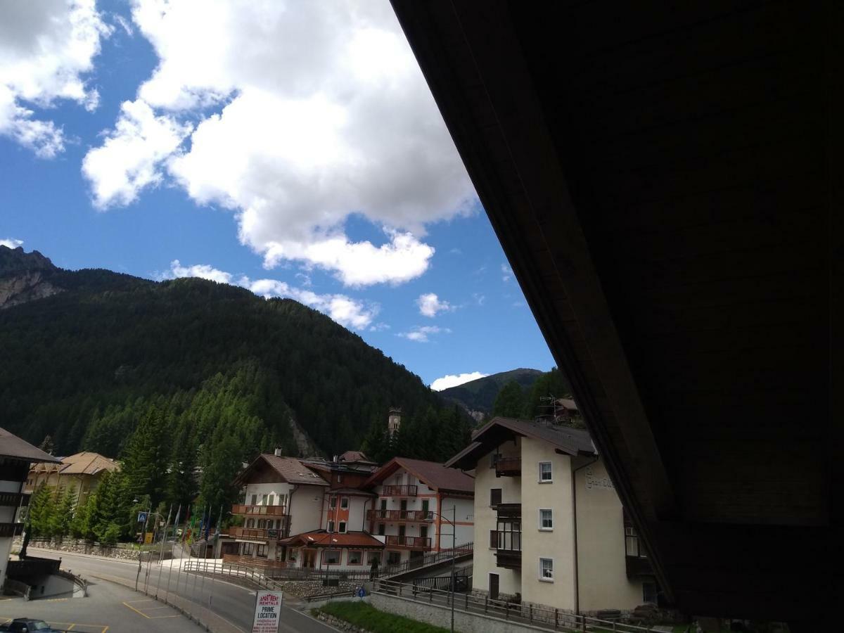 Apartamento Steila Da Mont Campitello Campitello di Fassa Exterior foto